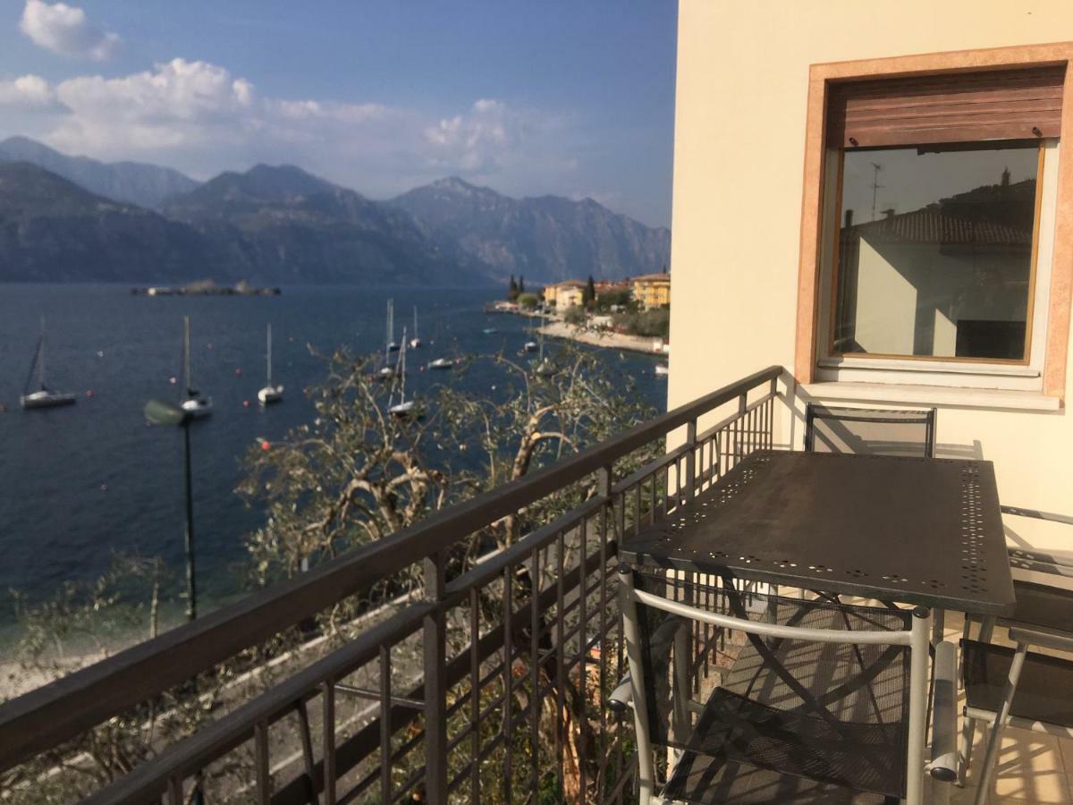 Casa Ines Fronte Lago Aparthotel Brenzone sul Garda Exterior photo